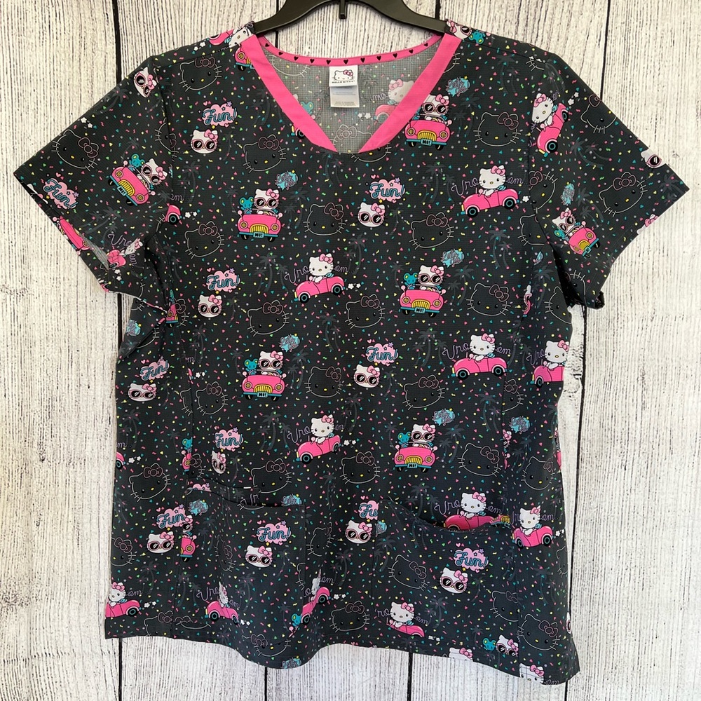 Women’s scrub top
